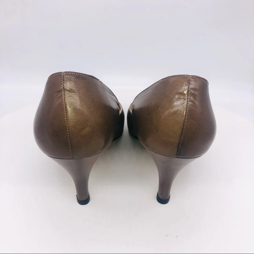 Bottega Veneta Leather Pumps 9 EUC